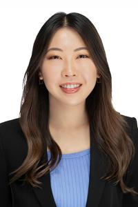 Vivien Xin-Lan Xie Cherng, MD Profile Headshot