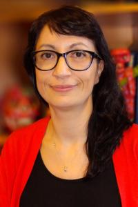 Estela Area Gomez, PhD Profile Headshot