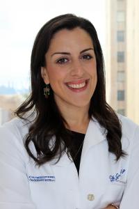 Giti Gross, RN, FNP-BC Profile Headshot