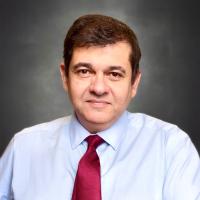 Lut Kent, MD Profile Headshot