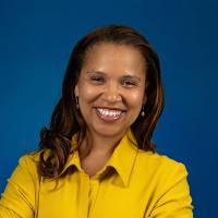 Nia I. Toomer-Mensah, PT, DPT, PhD Profile Headshot